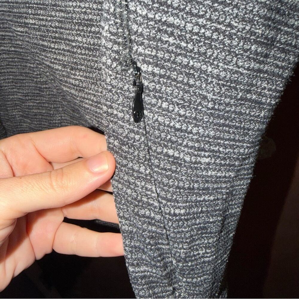 Lululemon Think Fast Pullover Grey Size 4 - Picture 7 of 7